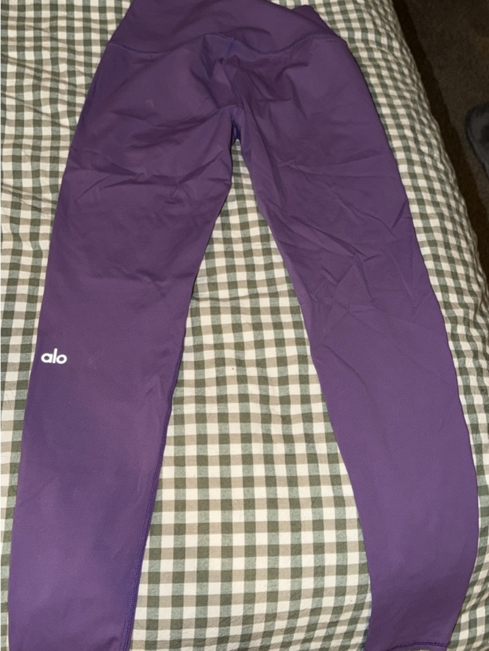 ALO Yoga women’s Purple Performance Leggings